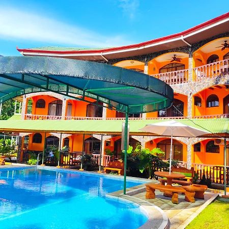 Apartahotel Playa Luna Увита Екстериор снимка